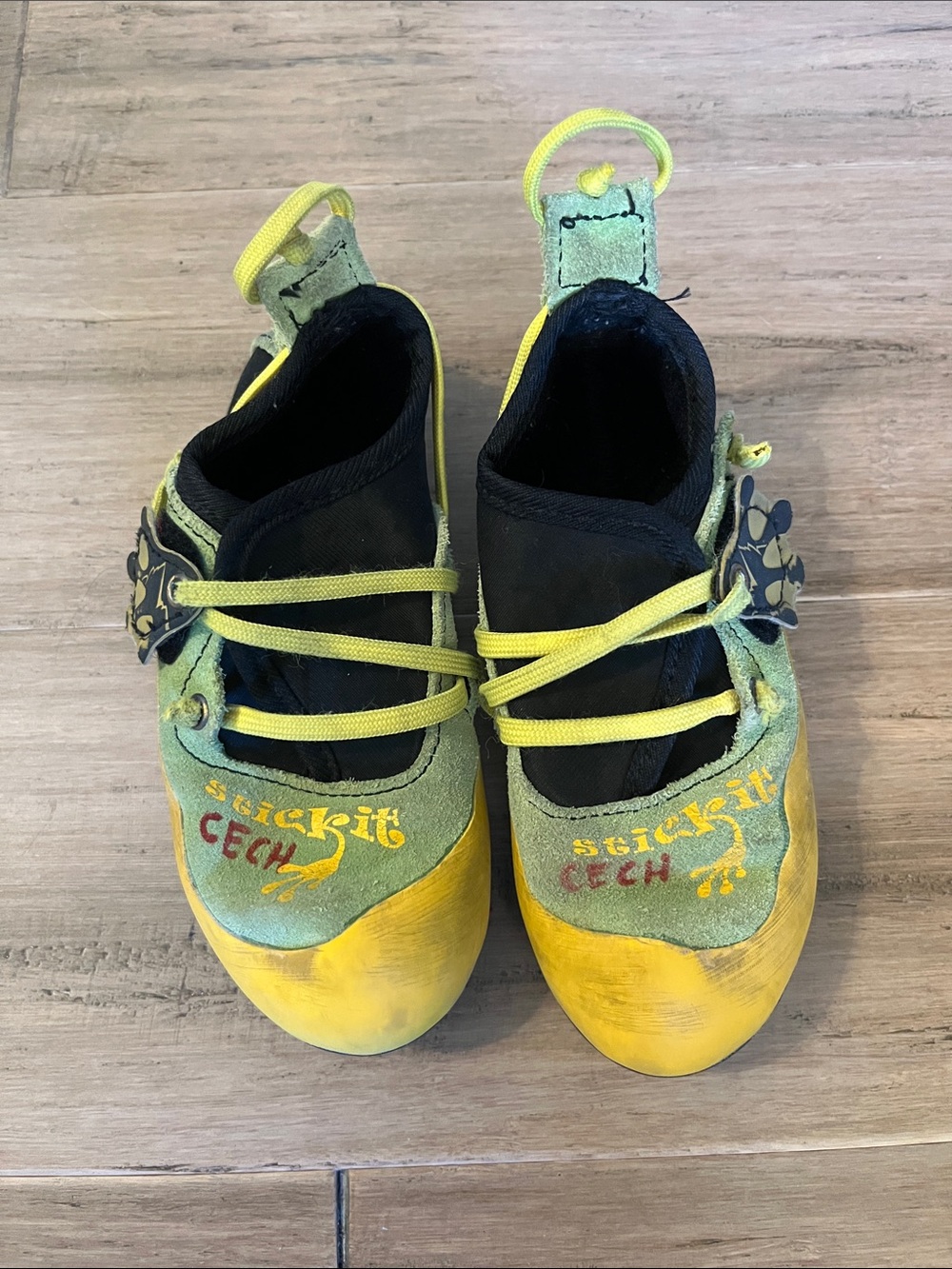 LA SPORTIVA STICKIT CLIMBING SHOES - 10-11